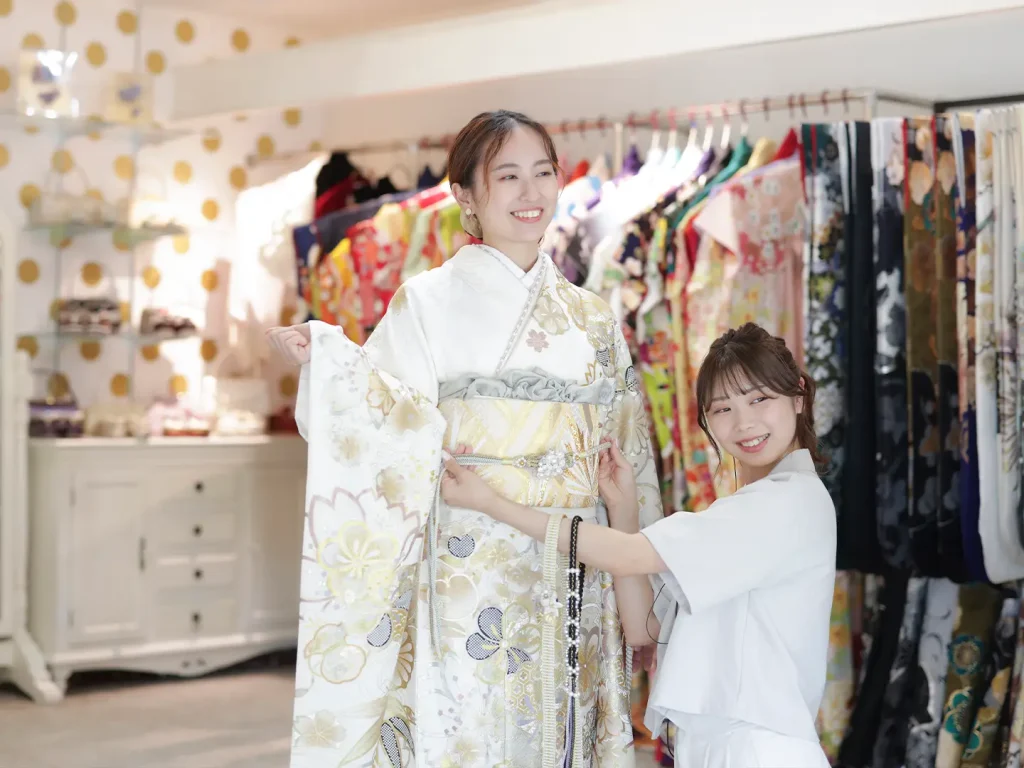 振袖展覧会　試着